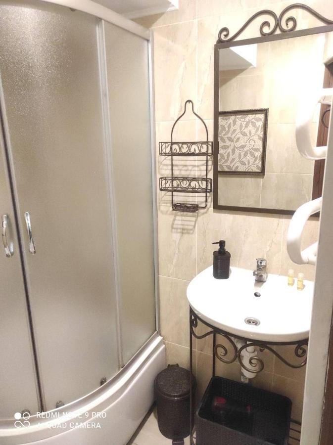Bunker Best Mini-Hotel キエフ エクステリア 写真